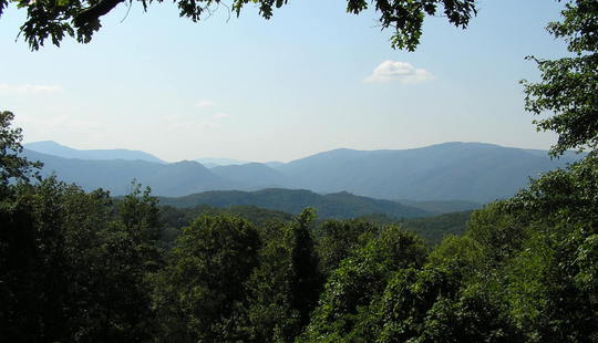 From http://www.catskillsnyrealestate.com/images/Mountains.jpg